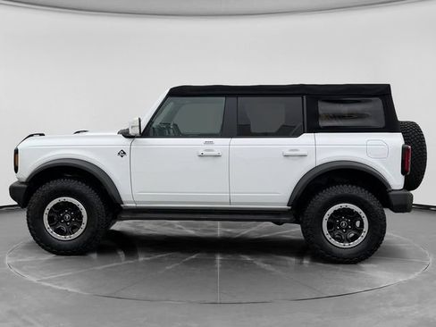 Used 2022 Ford Bronco Outer Banks w/ Sasquatch Package AWD/4WD image 6