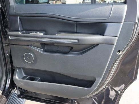 Used 2019 Ford Expedition Max XLT image 45