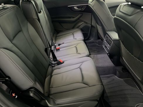 New 2026 Audi Q7 3.0T Premium image 29