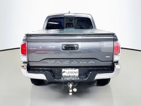 Used 2020 Toyota Tacoma TRD Off-Road image 8