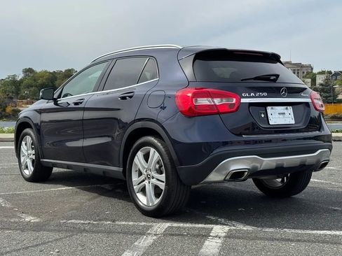 Used 2018 Mercedes-Benz GLA 250 4MATIC image 4