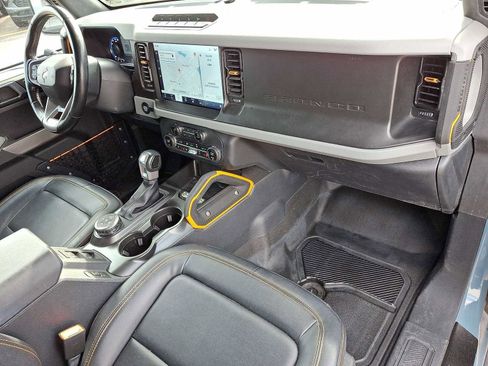 Used 2023 Ford Bronco Badlands image 33