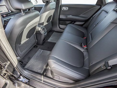 New 2024 Hyundai Ioniq 6 SEL AWD/4WD image 12