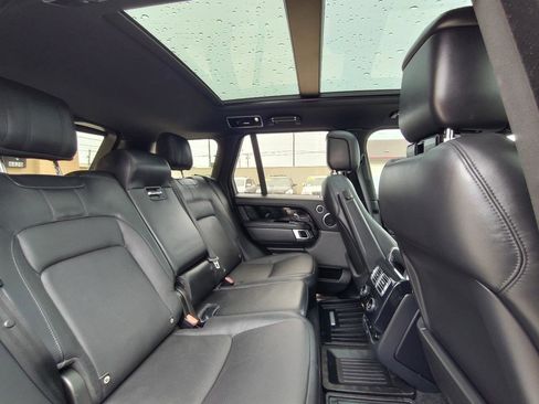 Used 2019 Land Rover Range Rover Supercharged AWD/4WD image 46