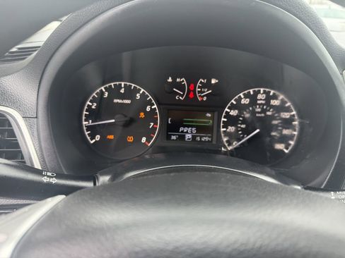 Used 2016 Nissan Sentra S image 10