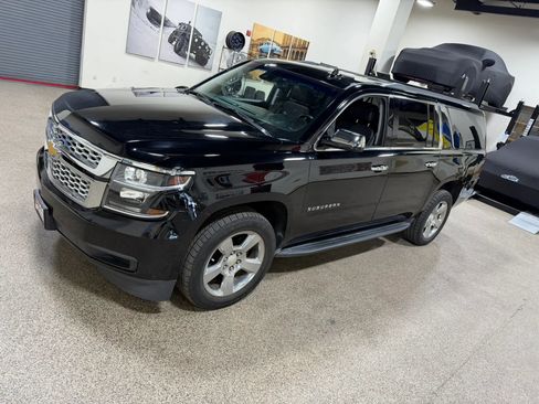 Used 2018 Chevrolet Suburban LT AWD/4WD image 9