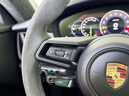 Used 2025 Porsche 911 GT3 w/ Chrono Package RWD image 24