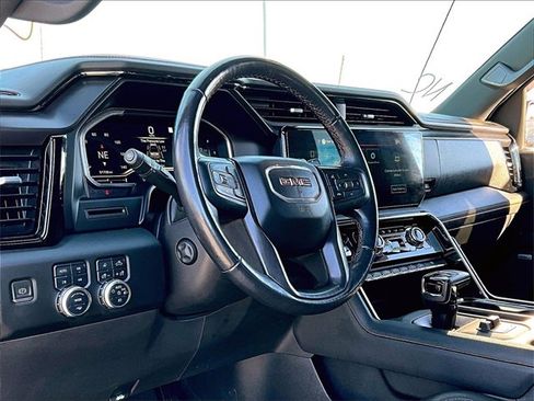 Used 2022 GMC Sierra 1500 AT4 image 8