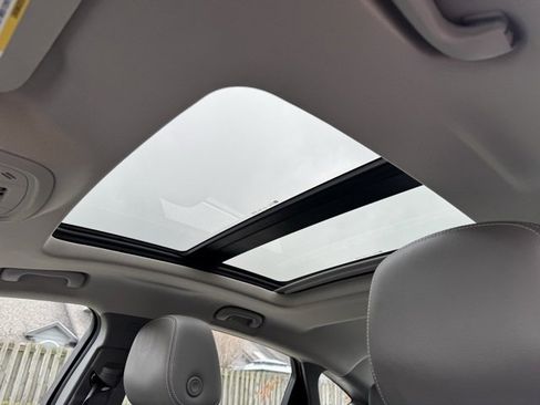 Used 2019 Chevrolet Impala LT image 35