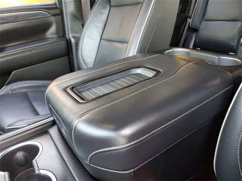 Used 2021 GMC Yukon SLT w/ SLT Premium Package image 87