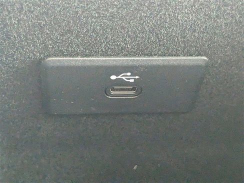 New 2026 Cadillac Vistiq Luxury w/ LPO, Floor Liner Package image 28