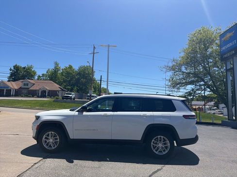 Used 2023 Jeep Grand Cherokee L Laredo w/ Luxury Tech Group I AWD/4WD image 5
