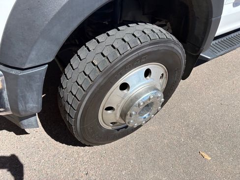 Used 2017 Ford F550 4x4 Crew Cab Super Duty image 10