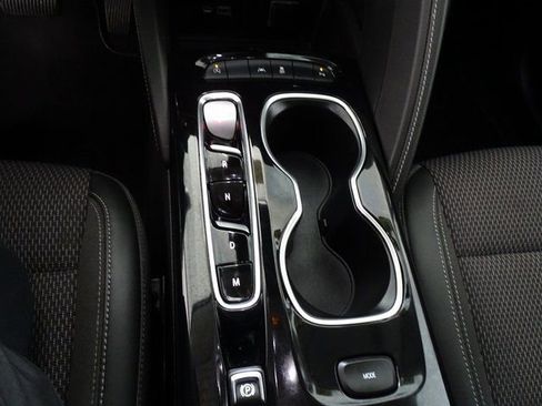 Certified 2022 Buick Envision Preferred image 11