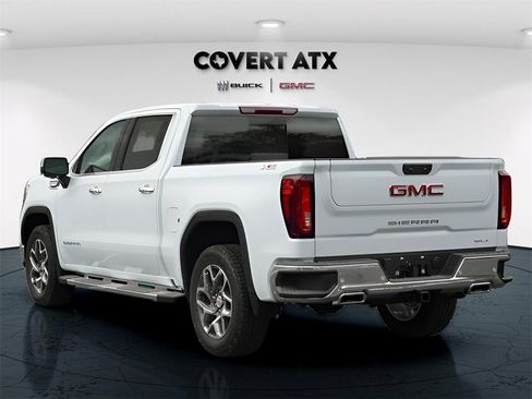 New 2026 GMC Sierra 1500 SLT image 5
