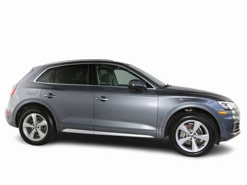 Used 2020 Audi Q5 2.0T Premium w/ Convenience Package image 12