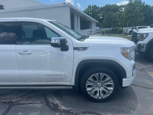 Certified 2022 GMC Sierra 1500 Denali w/ Denali Premium Package AWD/4WD image 19