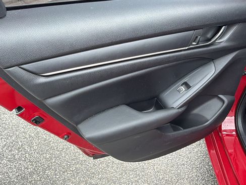 Used 2021 Honda Accord Sport image 22