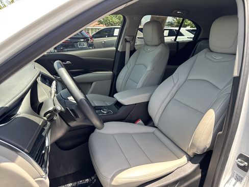 Certified 2023 Cadillac XT4 Premium Luxury w/ Cold Weather Package FWD image 20