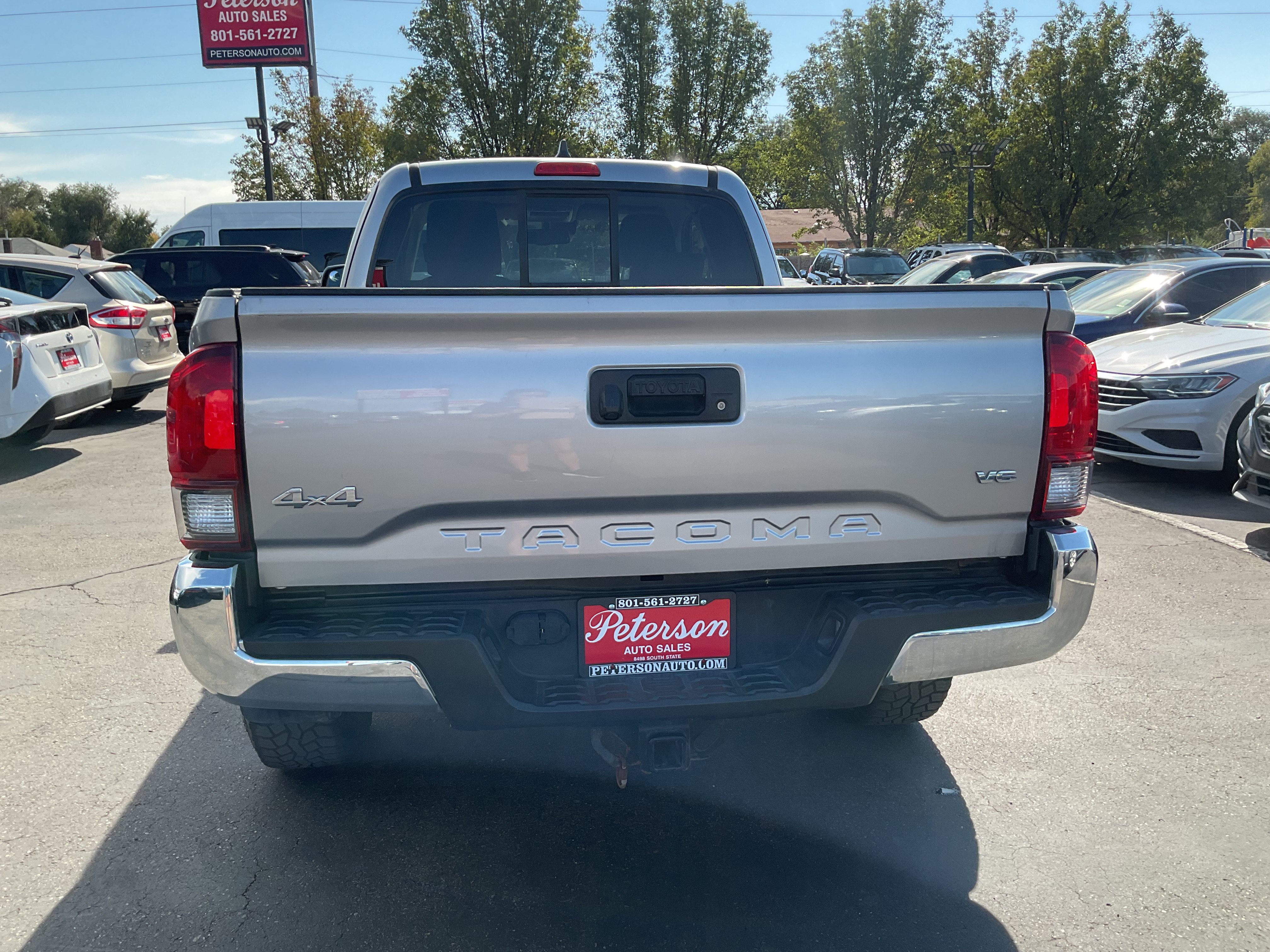 Used 2021 Toyota Tacoma SR5 AWD/4WD image 8