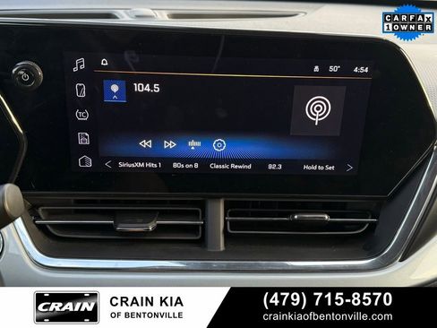 Used 2025 Chevrolet Trax LT w/ LT Convenience Package FWD image 16