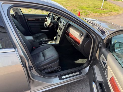 Used 2008 Lincoln MKZ AWD image 16