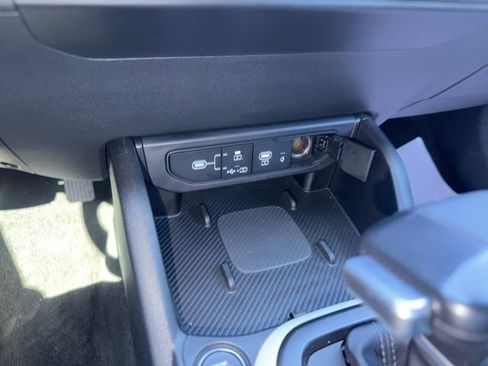 Used 2025 Kia K4 GT-Line w/ GT-Line Sunroof Package image 44