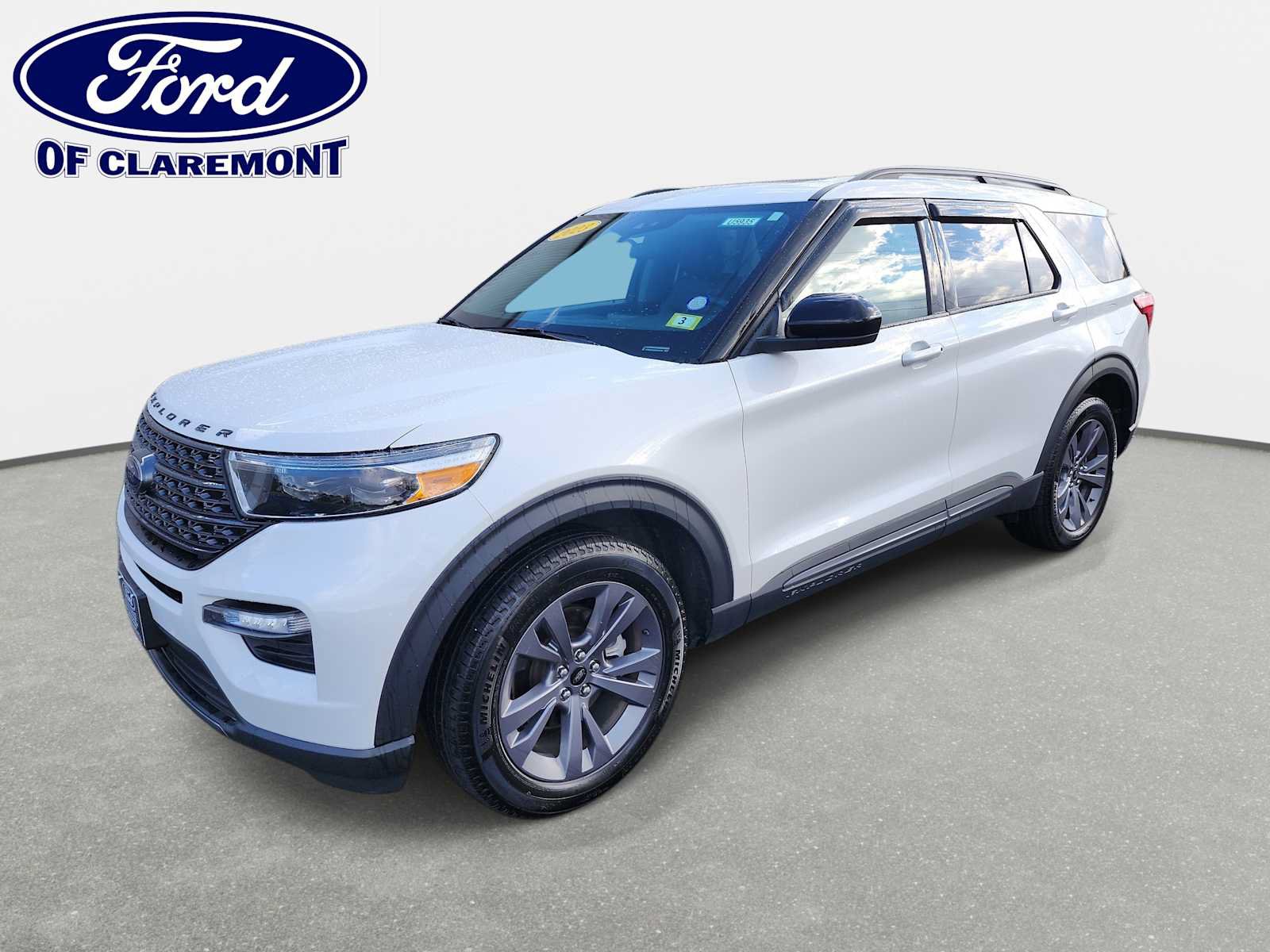Used 2023 Ford Explorer XLT w/ Equipment Group 202A AWD/4WD image 1