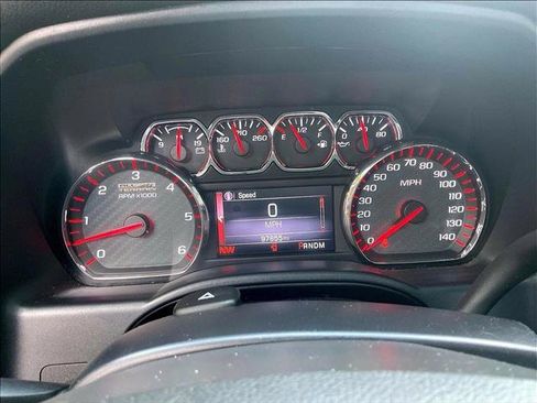 Used 2016 GMC Sierra 1500 SLT w/ All-Terrain Package AWD/4WD image 18