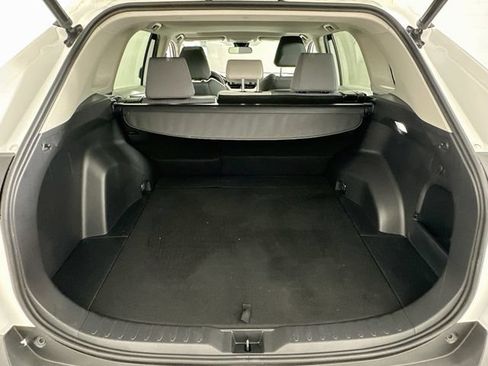 Used 2022 Toyota RAV4 XLE w/ Convenience Package FWD image 26