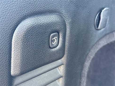 Used 2019 Jeep Grand Cherokee Laredo image 14