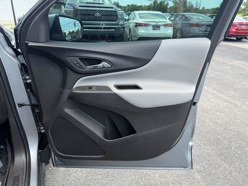 Used 2024 Chevrolet Equinox LT w/ LPO, Floor Liner Package FWD image 21