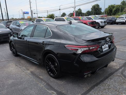 Used 2024 Toyota Camry XSE FWD image 5