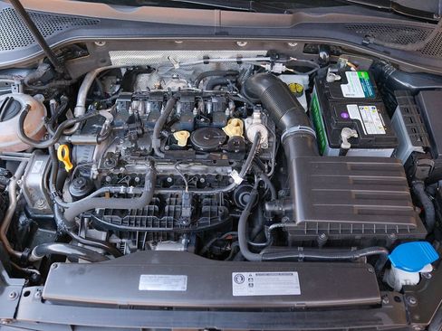 Used 2017 Volkswagen GTI Sport FWD image 10