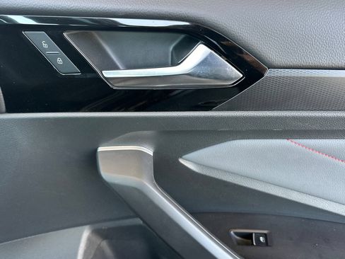 Used 2025 Volkswagen Jetta GLI Autobahn FWD image 21