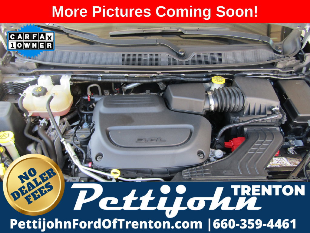 Used 2021 Chrysler Pacifica Touring-L FWD image 32