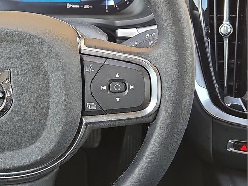 Certified 2024 Volvo S60 B5 Core image 20