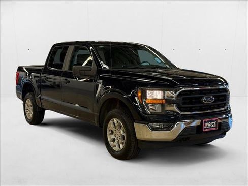 Used 2023 Ford F150 XLT image 3
