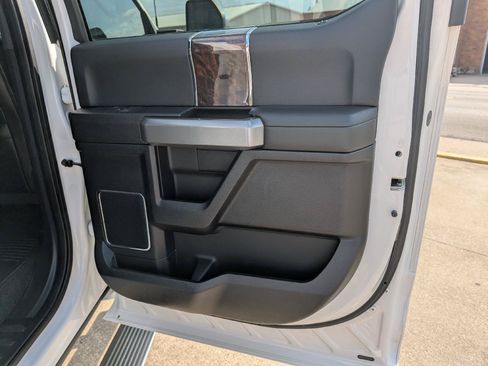Used 2017 Ford F350 Platinum AWD/4WD image 14