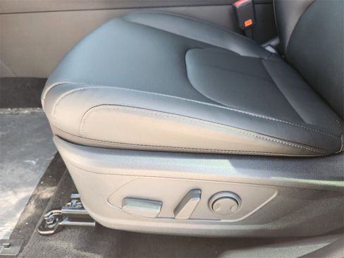 New 2026 Kia Sportage SX image 17