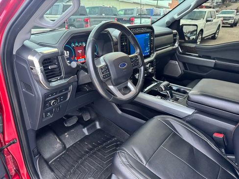 Used 2021 Ford F150 Lariat w/ Max Trailer Tow Package image 16