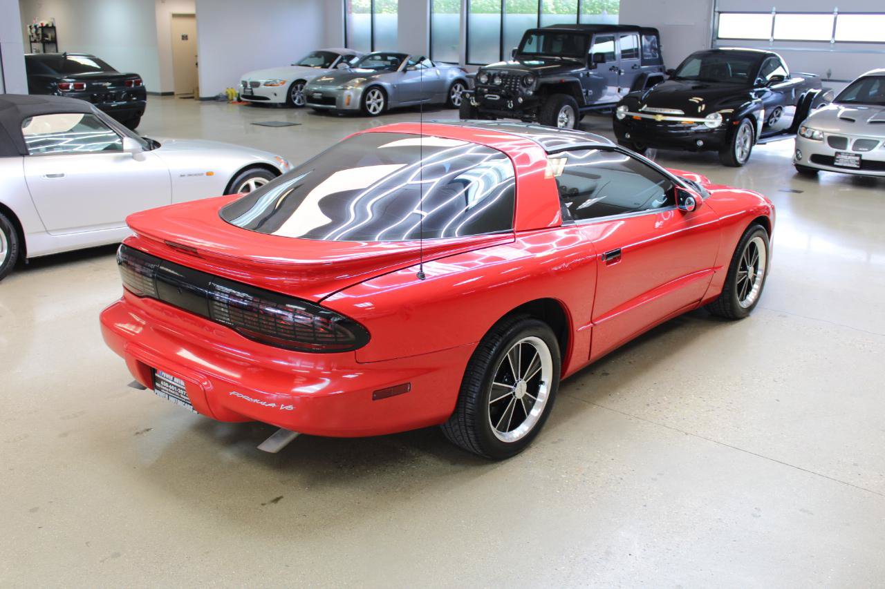 Used 1994 Pontiac Firebird Formula RWD image 17