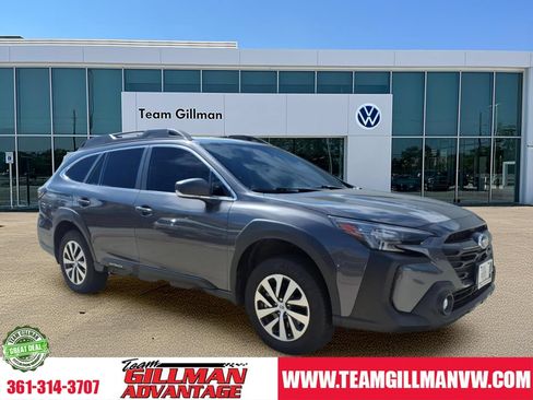 Used 2025 Subaru Outback AWD/4WD image 1