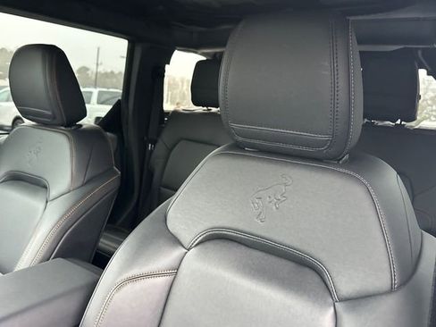 Used 2022 Ford Bronco Badlands w/ Sasquatch Package image 15