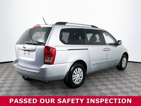 Used 2011 Kia Sedona LX image 27