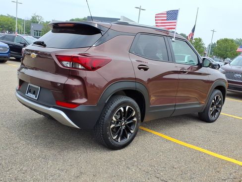 Used 2022 Chevrolet TrailBlazer LT AWD/4WD image 7