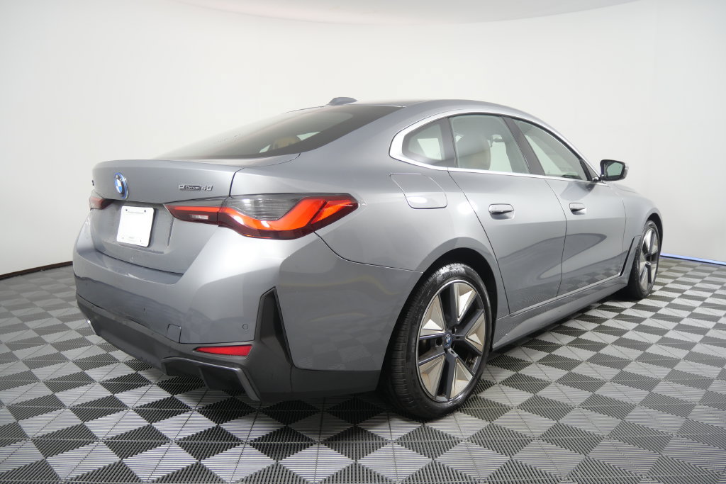 Certified 2024 BMW i4 eDrive40 w/ Convenience Package RWD image 3