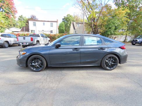 New 2026 Honda Civic Sport image 3