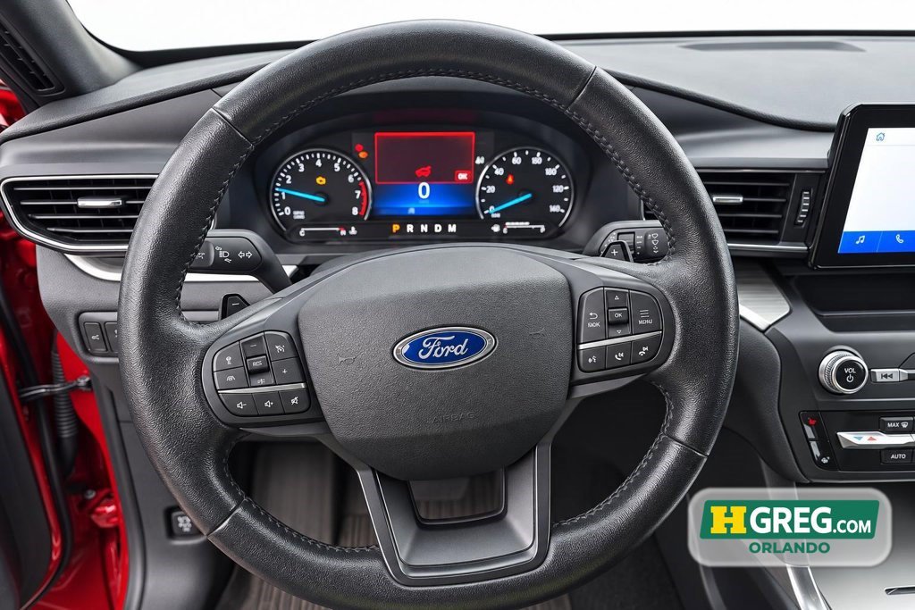 Used 2020 Ford Explorer XLT w/ Equipment Group 202A AWD/4WD image 12
