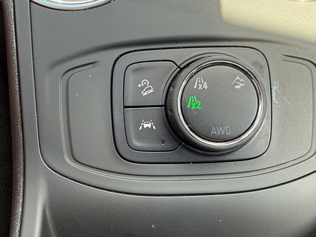 Used 2023 GMC Terrain SLE AWD/4WD image 54